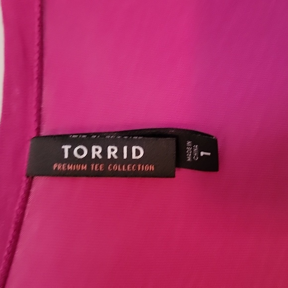 Torrid pink shirt size 1 - Picture 3 of 3